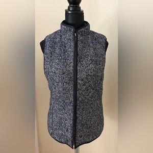 EUC Mia & Tess Navy Tweed Sherpa Lined Zip Front Vest Sz L